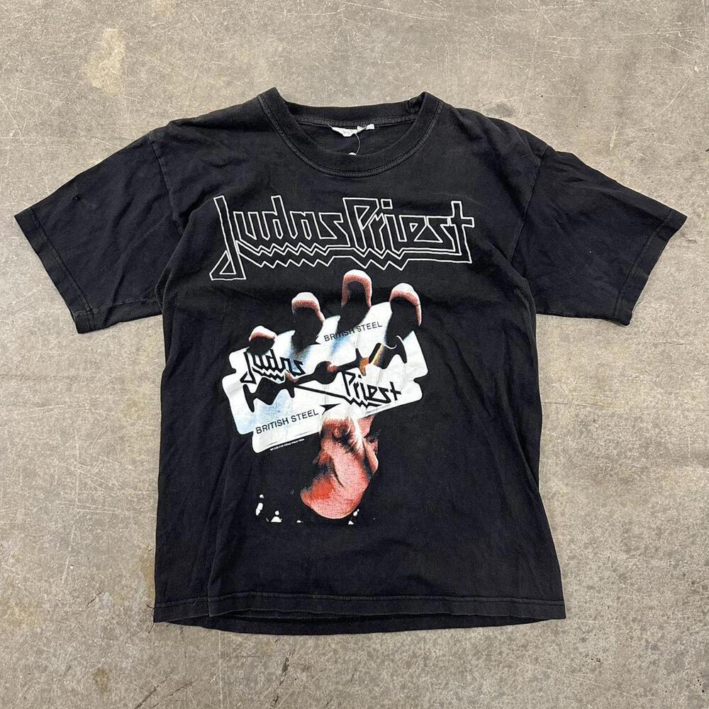 Vintage 2004 Judas Priest Razor Edge Graphic Shirt Size Medium